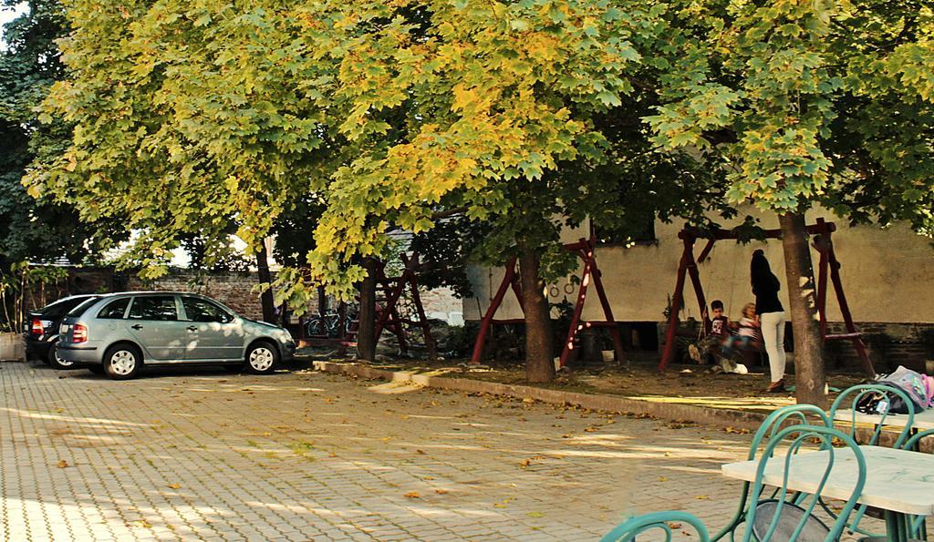 Thermal Panzió Sárvár Esterno foto